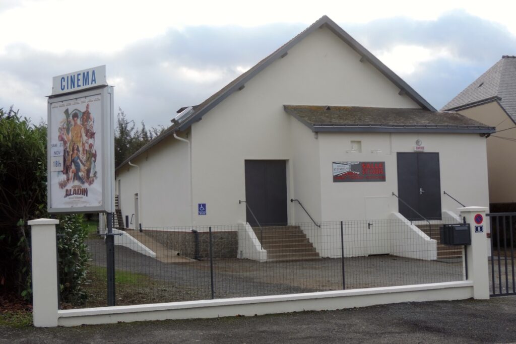 CinéVillage -- St Georges/Loire